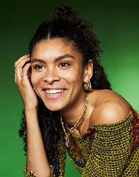 Thalissa Teixeira Thalissa Teixeira