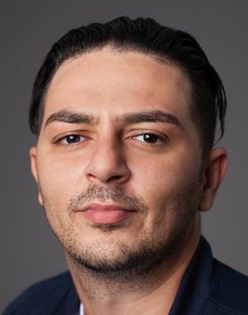 Matthew Sant Sultana as Detective