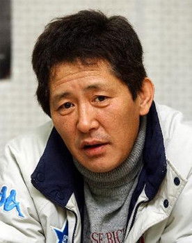 Kang Tae-ki as Min-su