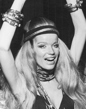 Veruschka von Lehndorff as Ulla Krass