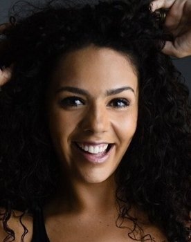 Ingrïd Pedroza as Frida Kahlo