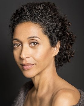 Vicenta N'Dongo as Herself (segment "La vida efímera")