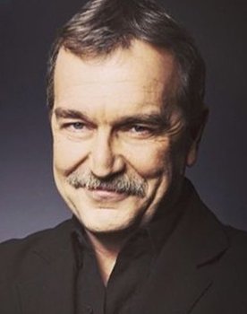 Cem Kurtoğlu as 