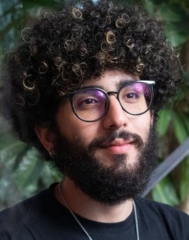 Benjamin Medeiros as Gênio