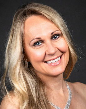 Helene Hørlyck as Self