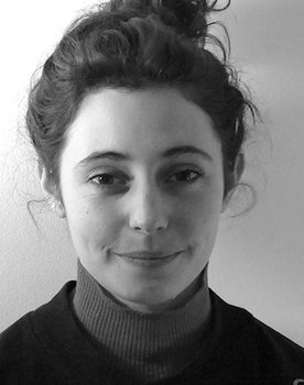 Ariane Teillet as Le Roi/ Paysans