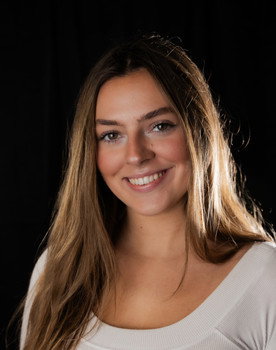 Sofia Drelicharz as Dawn