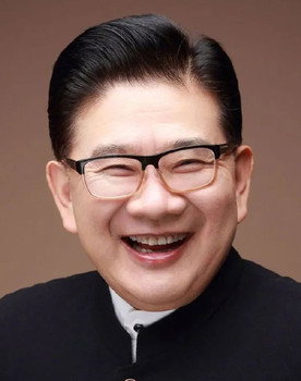 Cao Kefan as Hotel Manager