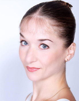 Pippa Moore as Older Princess Beatrice