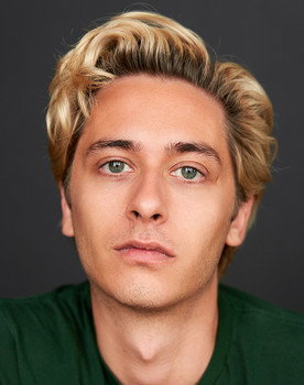 Bozidar Krcevinac as Xavier Tremblay