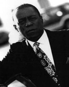 Larry McCoy as Sammy