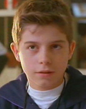 Benjamin Chevillard as Antoine