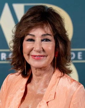 Ana Rosa Quintana as Self