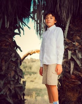 Esteban Sepúlveda as Bob