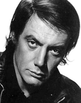 Aldo Barbero as Méndez