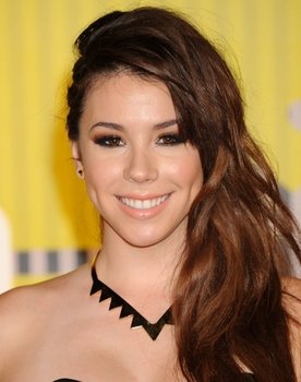 Jillian Rose Reed Photo