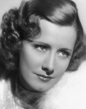 Irene Dunne as Sabra Cravat