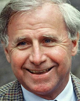 Michel Hidalgo as Self