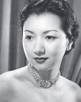 Hideko Takamine as Yuri