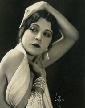 Madeline Hurlock as Mlle. Snowflake