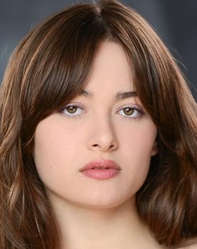 Chloe Avakian