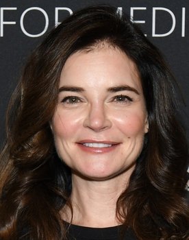 Betsy Brandt as Nono