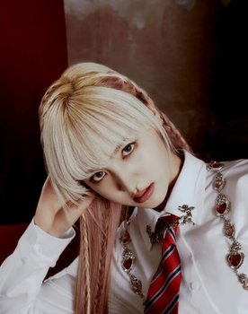 Kim Ji-won as 