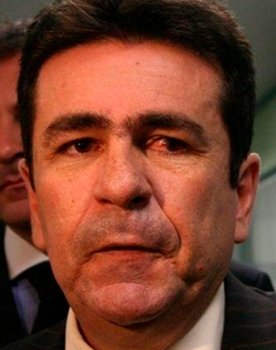 Wallace Souza as Himself