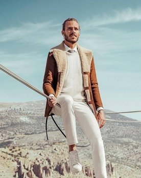 Rafael Bridi as Self