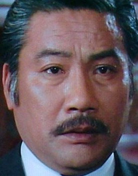 Akio Hayashi as 理事長