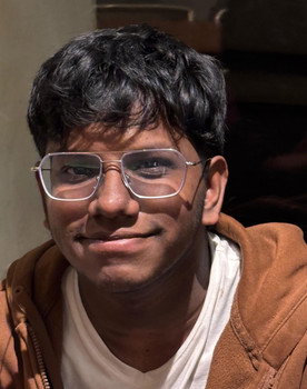 Kalyan Eswar as Druggie