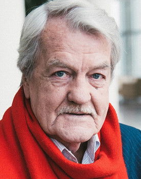 Leonid Kulagin as Sir Daniel Brackley