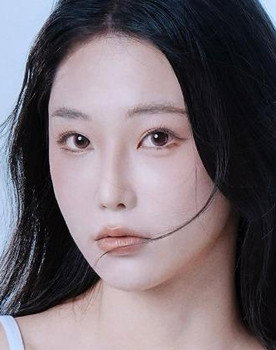 王若冰