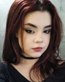 Vitoria Camili dos Santos as Raquel