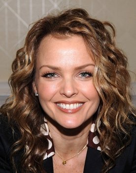 Dina Meyer Photo