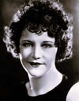 Viola Dana as Shirley Holmes