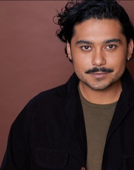 Dagger Salazar as Mover