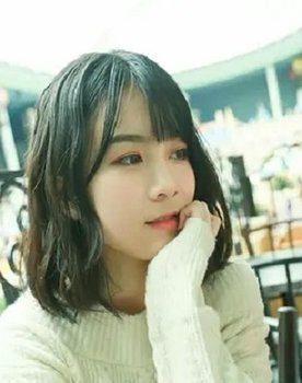 Zi Li as 
