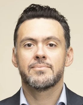 Bastien Pino as Headfirst