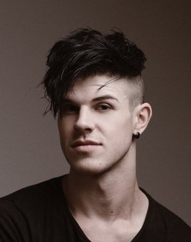 Henri Strauss as Gabrielle