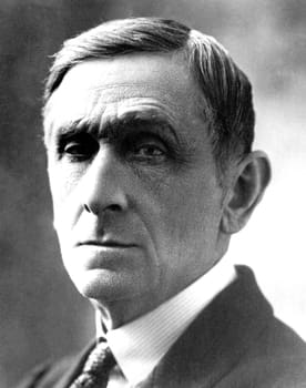 Maurice Schutz as Goupi-L'Empereur