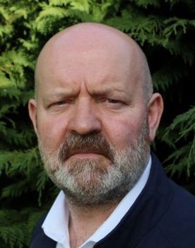 Jay Flavin as Mike