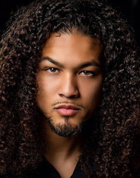 Timothy Kyle Roberts as Actor