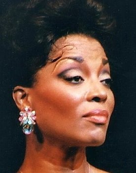 Wilhelmenia Fernandez as Cynthia Hawkins