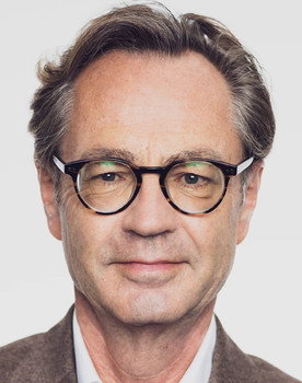 Thomas Kausch as TV-Mann