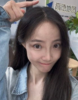 Lu Xi as Ruthless Blade / Woman in Red / Doctor (voice)