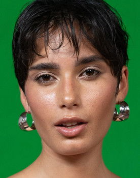 Luna Shirin Rasia as 