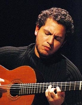 João Rabello as Cuca