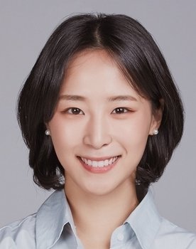 Seong Ji-won as Young-hoon