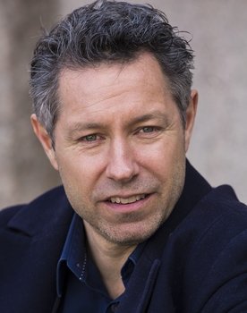 Bo Carlsson as Bøvernikken